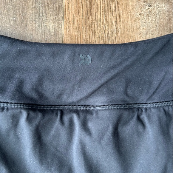 All in Motion Women's Small Black Knit Skort - Picture 2 of 4